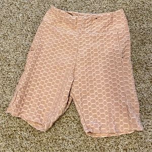 Juniors/Teens Shorts/leggings, puckered, pink color, Size Large.